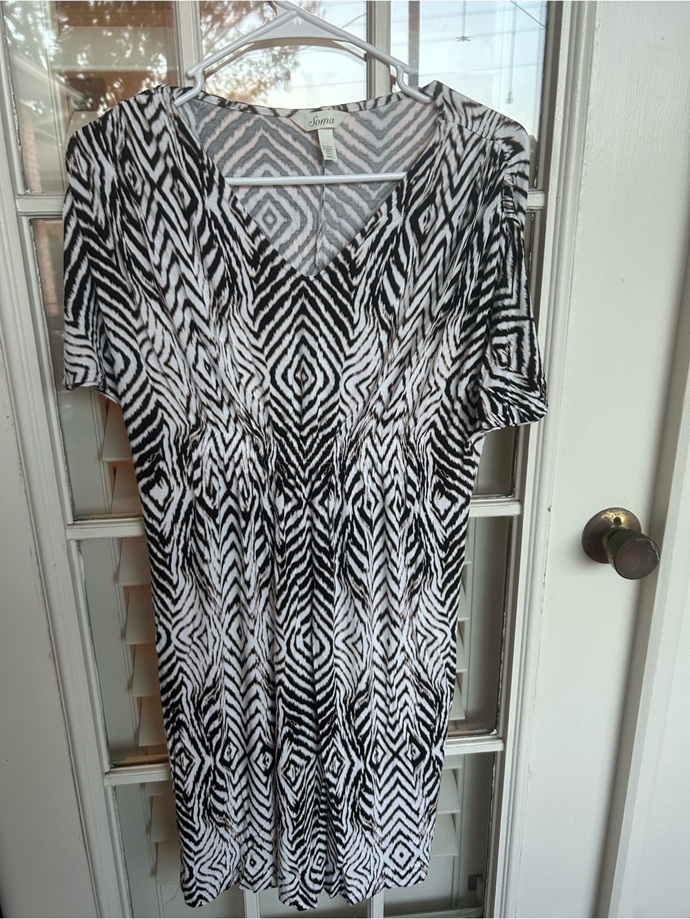 Soma Black & White Geometric V-Neck Midi Dress